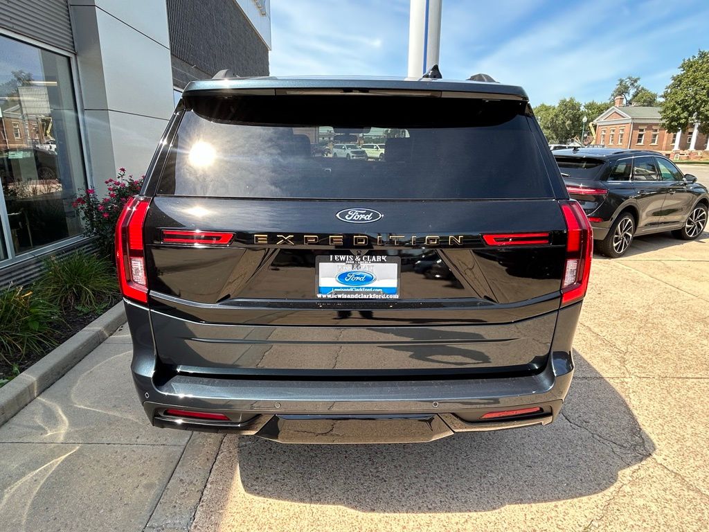 2025 Ford Expedition Tremor - Photo 12