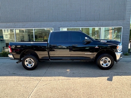 2022 Ram 3500 Tradesman Truck Crew Cab