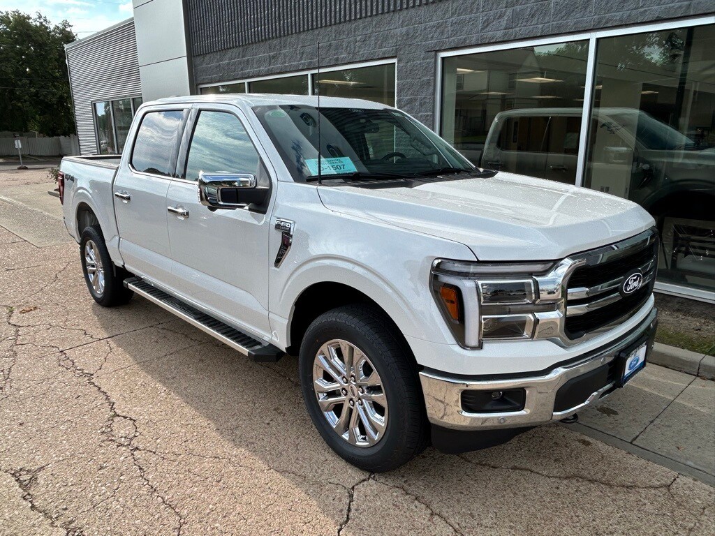 2025 Ford F-150 Lariat photo 4