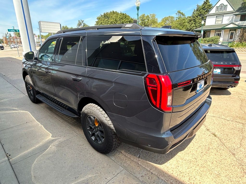 2025 Ford Expedition Tremor - Photo 13