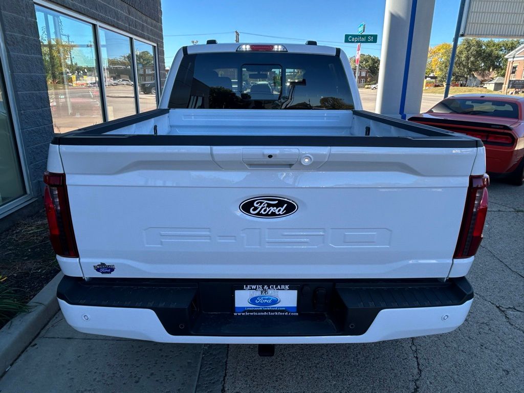 2025 Ford F-150 XLT - Photo 10