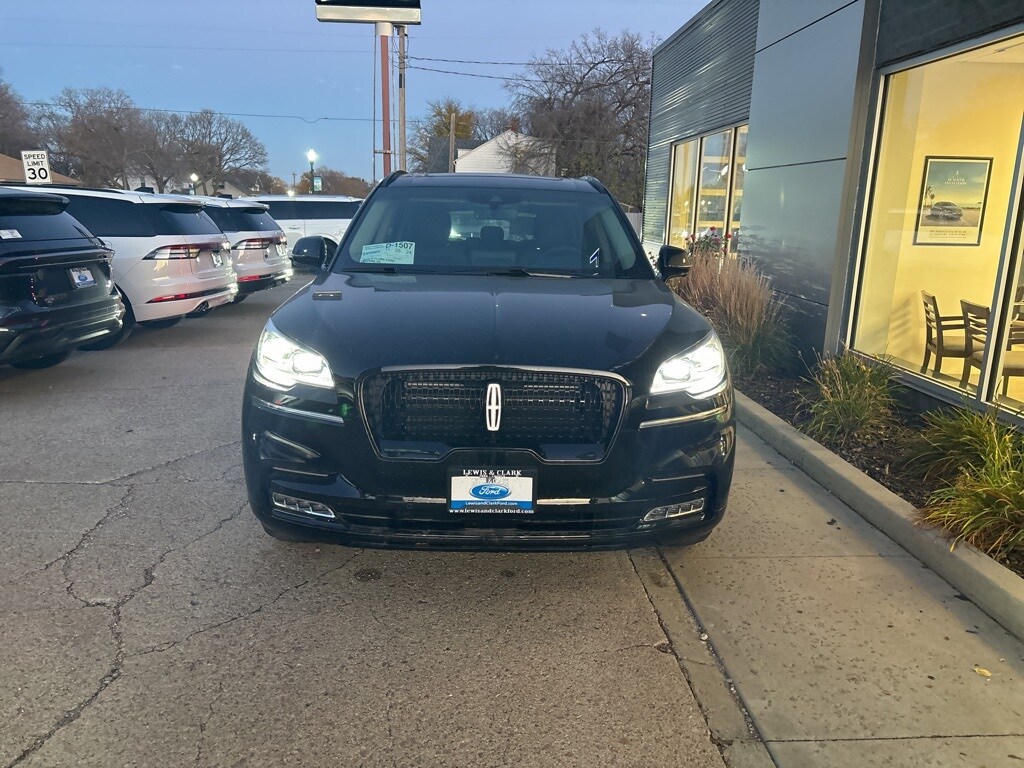 2024 Lincoln Aviator Reserve photo 3
