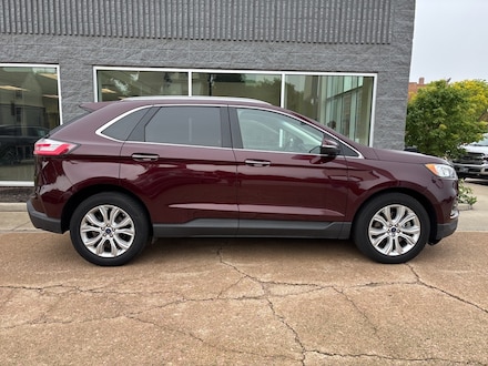 2020 Ford Edge Titanium SUV