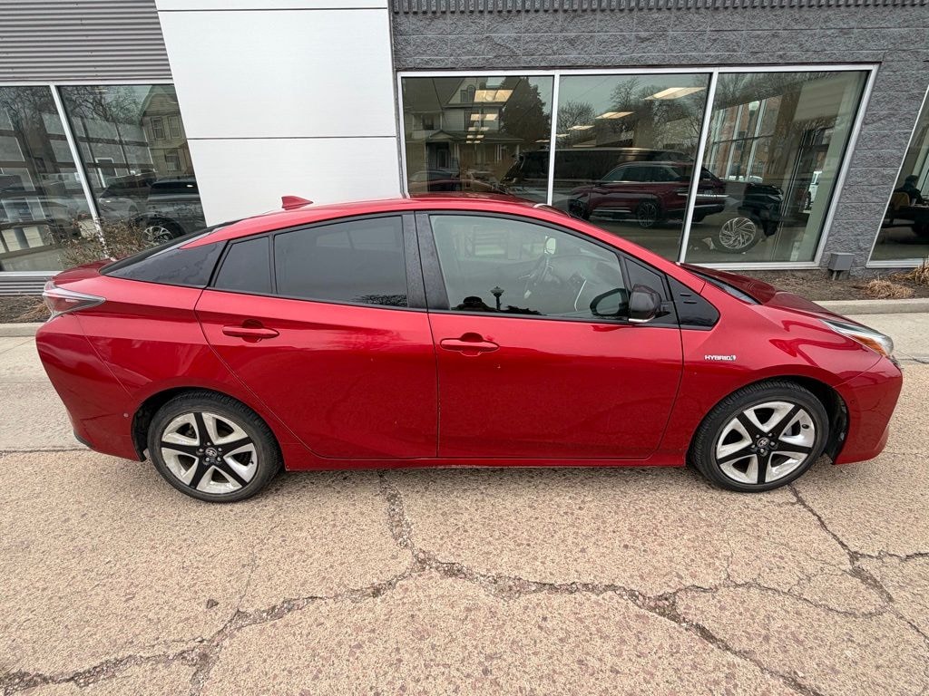 Used 2017 Toyota Prius 5-Door Four Hatchback