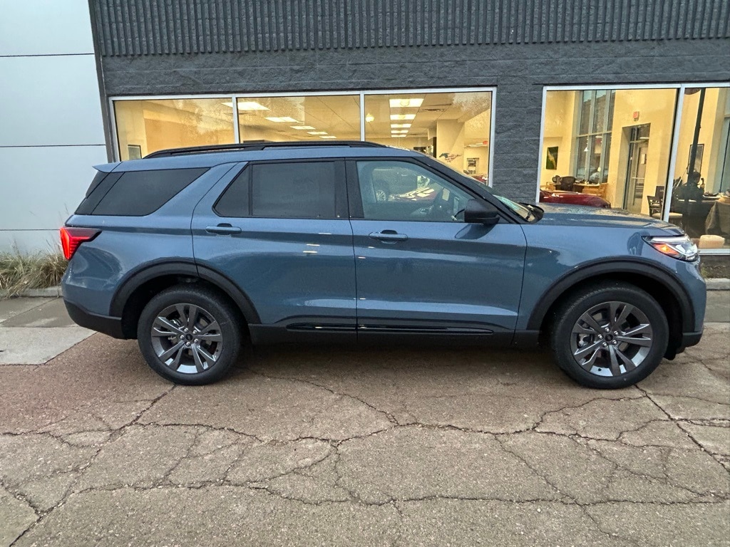 2026 Ford Explorer Active's photo
