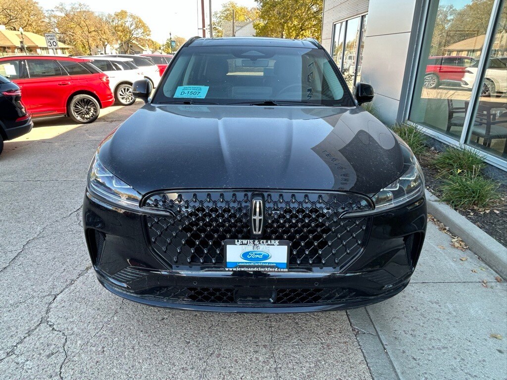 2025 Lincoln Aviator Reserve photo 2