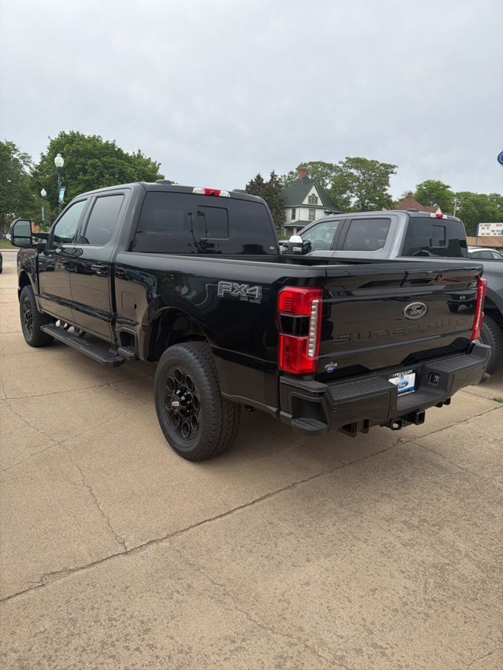 New 2026 Ford F-350 F-350® Lariat® Truck Crew Cab