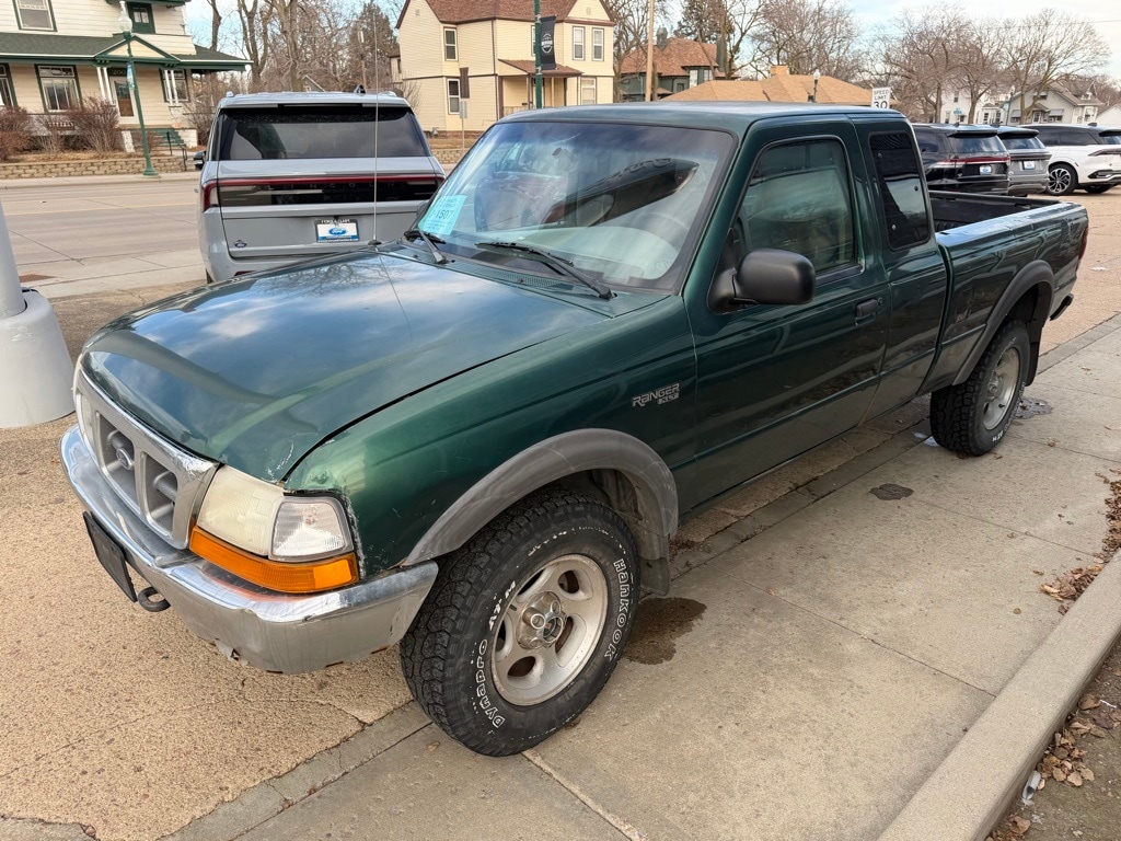 Used 1999 Ford Ranger XLT with VIN 1FTZR15V5XPB48427 for sale in Yankton, SD
