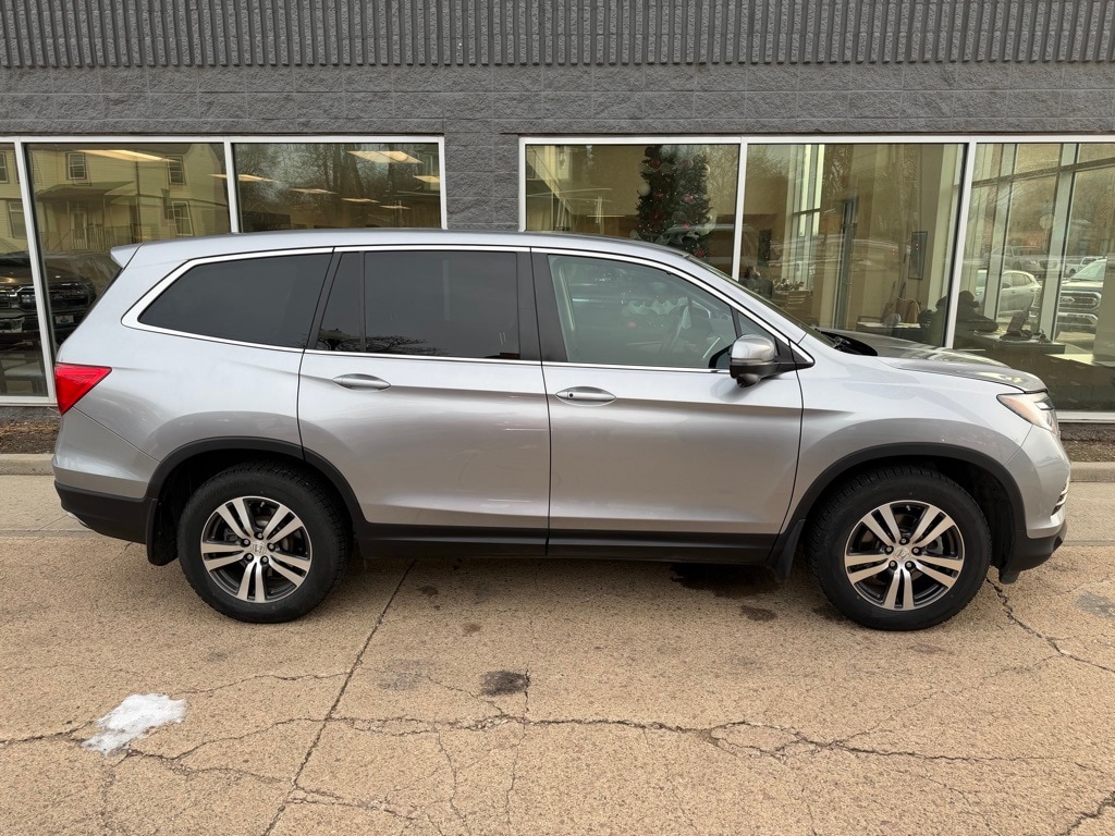 2016 Honda Pilot EX-L's photo