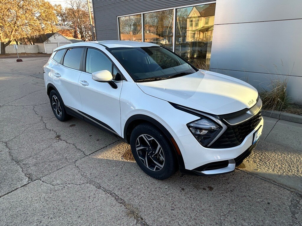 2023 Kia Sportage LX photo 4