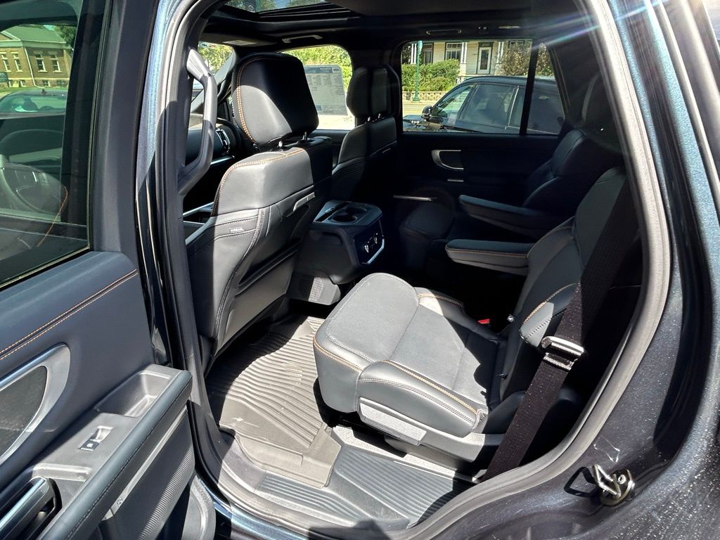 2025 Ford Expedition Tremor - Photo 15