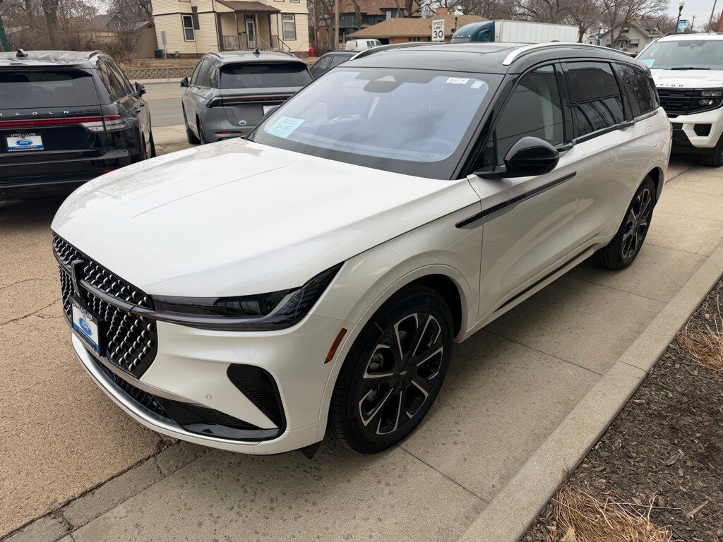 New 2026 Lincoln Nautilus Reserve SUV