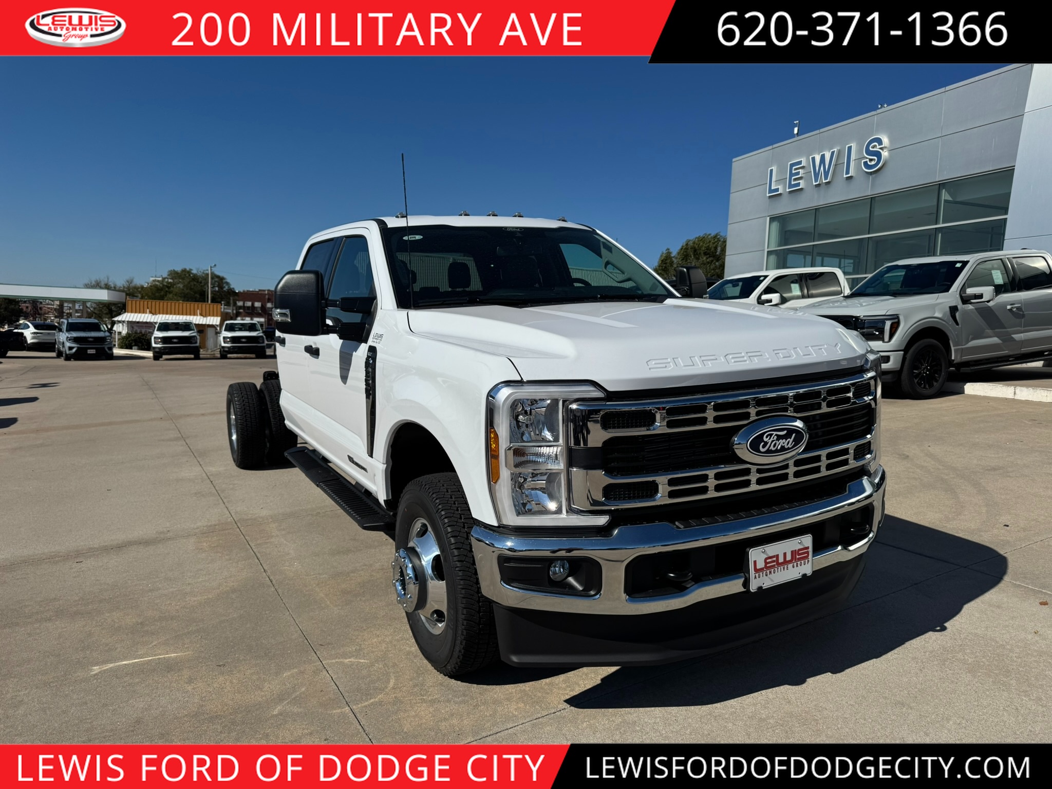 2027 Ford F-350 F-350&reg; XLT TRUCK