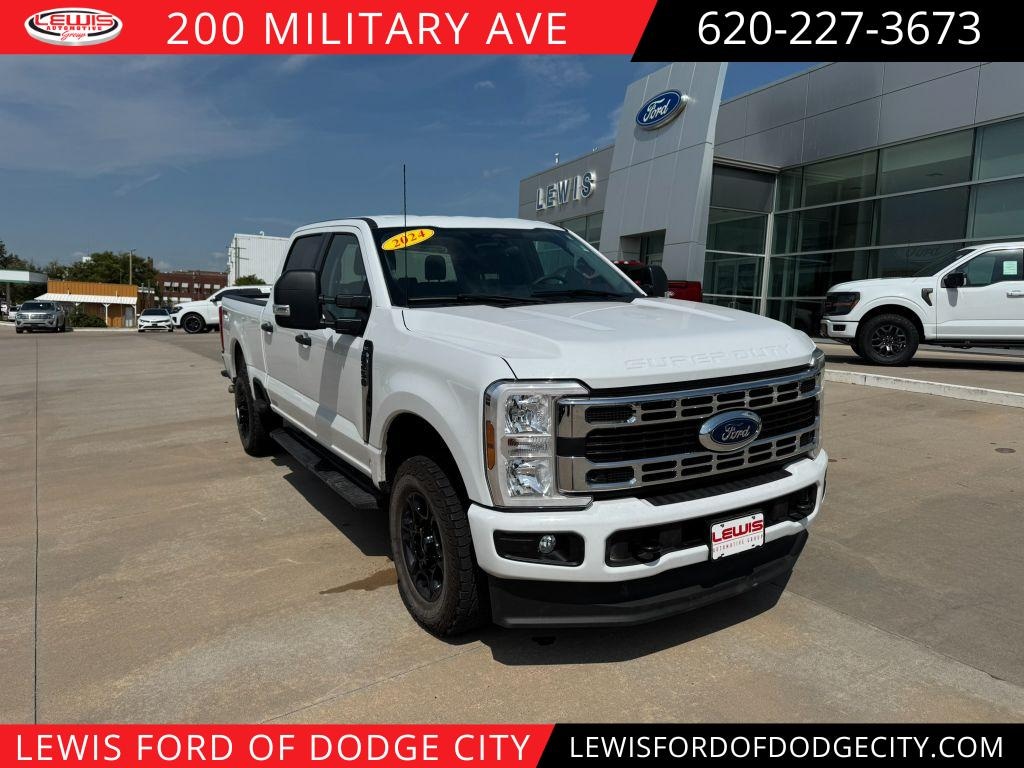 Used 2024 Ford F-250 XLT Crew Cab