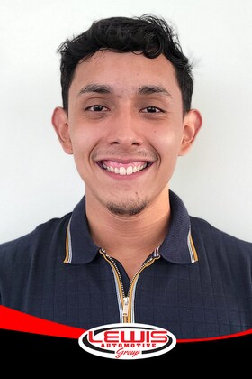 Staff member Alexis Loera from ID_a561626cf38e