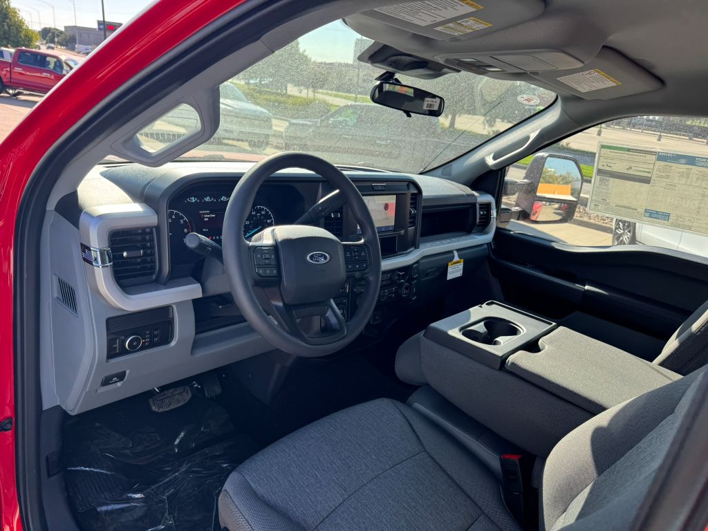 2026 Ford F-350 Super Duty XL - Photo 6