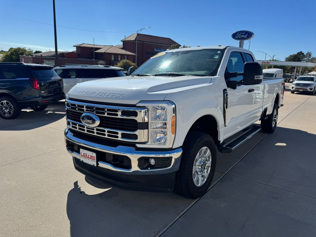Used 2023 Ford F-250 XLT Extended Cab