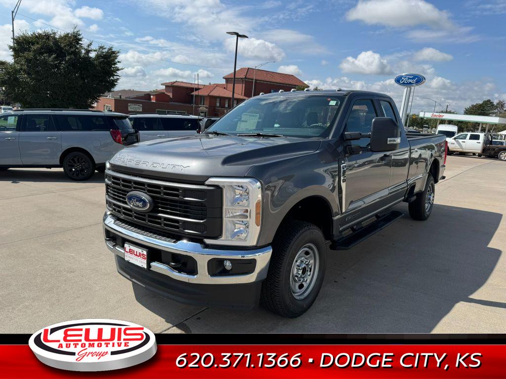 2026 Ford F-350 XL photo 2