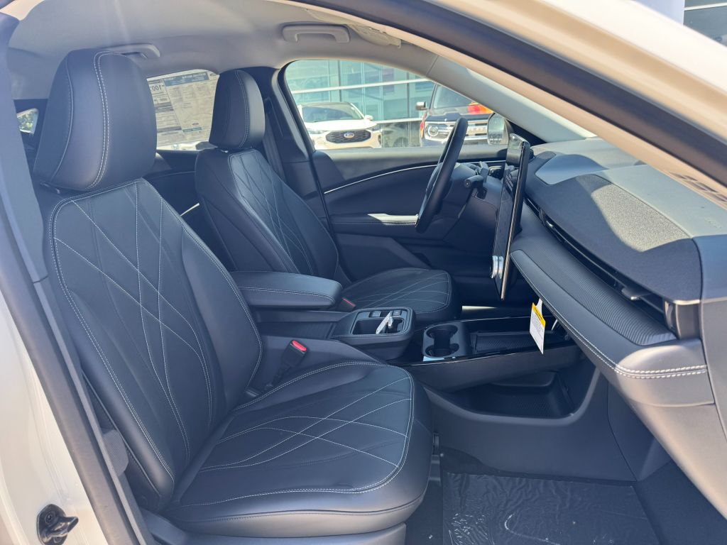 2025 Ford Mustang Mach-E Select - Photo 22
