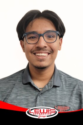 Staff member Izack Arias from ID_a561626cf38e