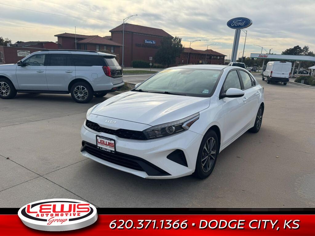 Used 2023 Kia Forte LXS Sedan