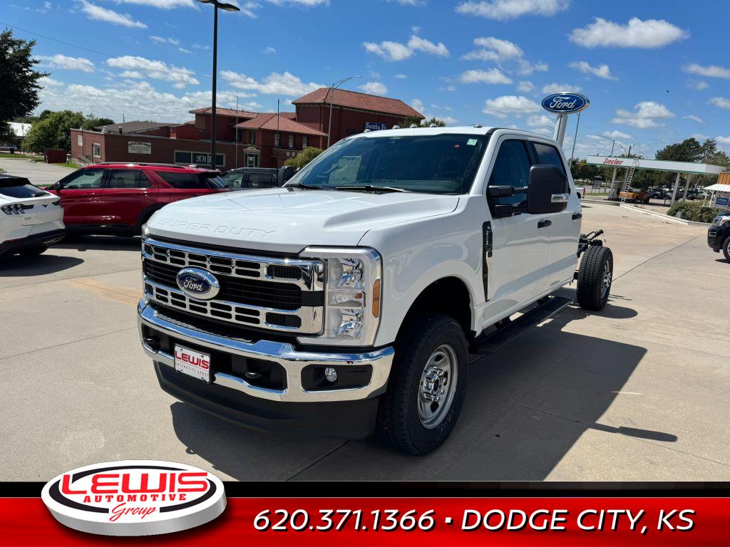 2026 Ford F-350 XL photo 2