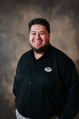 Staff member Jesus Bautista from ID_2eec29