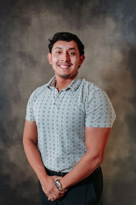 Staff member Alexis Loera from ID_2eec29