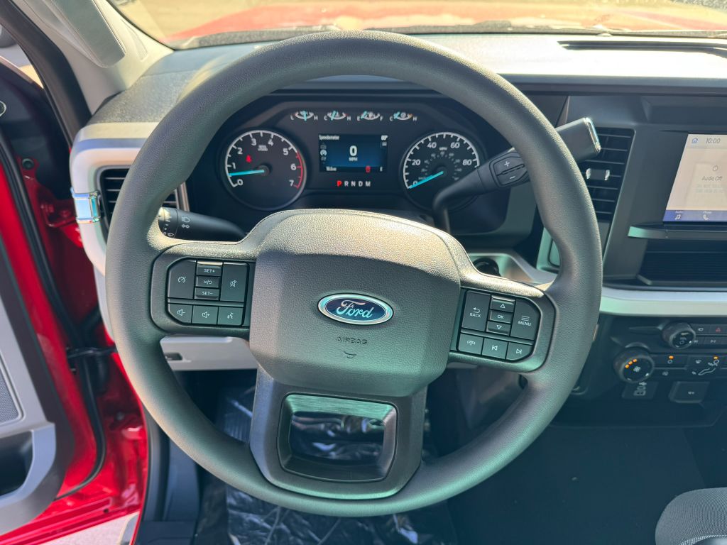 2026 Ford F-350 Super Duty XL - Photo 15