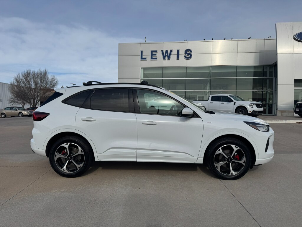 Used 2023 Ford Escape ST-Line Select Sport Utility