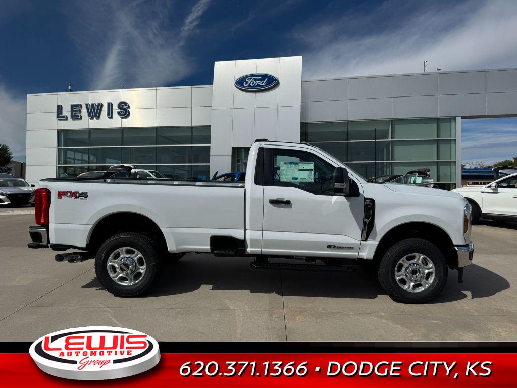 2026 Ford F-250 XLT photo 4