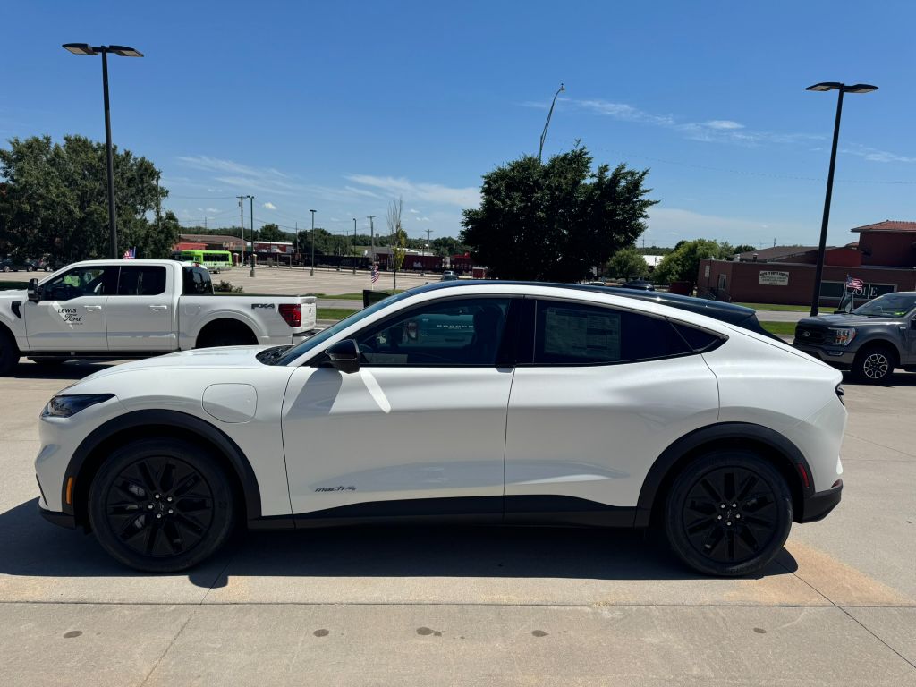 2025 Ford Mustang Mach-E Select - Photo 26