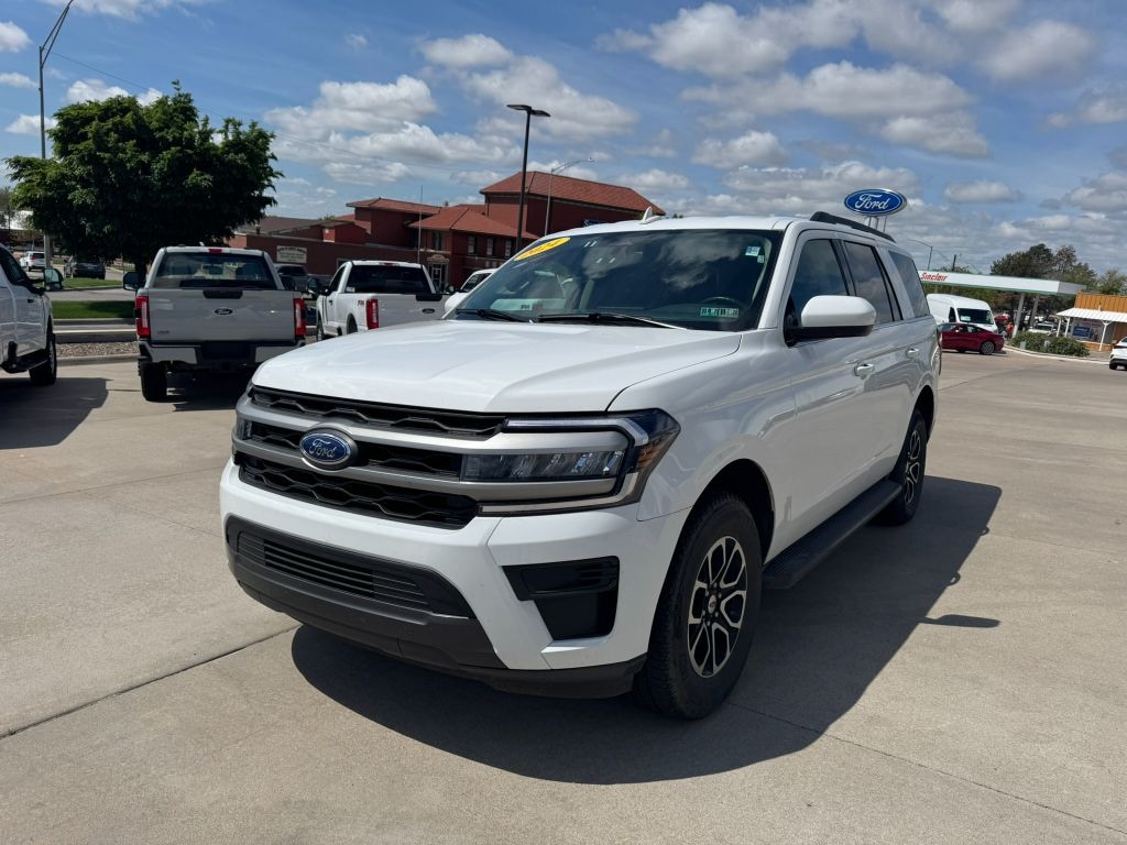 Used 2024 Ford Expedition XLT SUV