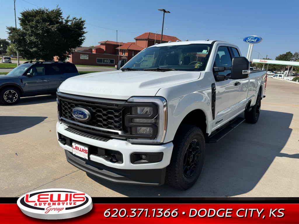 2026 Ford F-350 XL photo 2