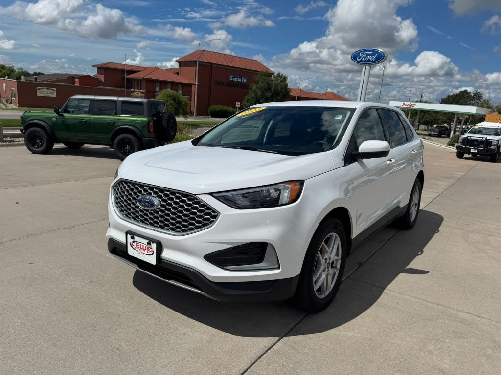 Used 2023 Ford Edge SEL SUV