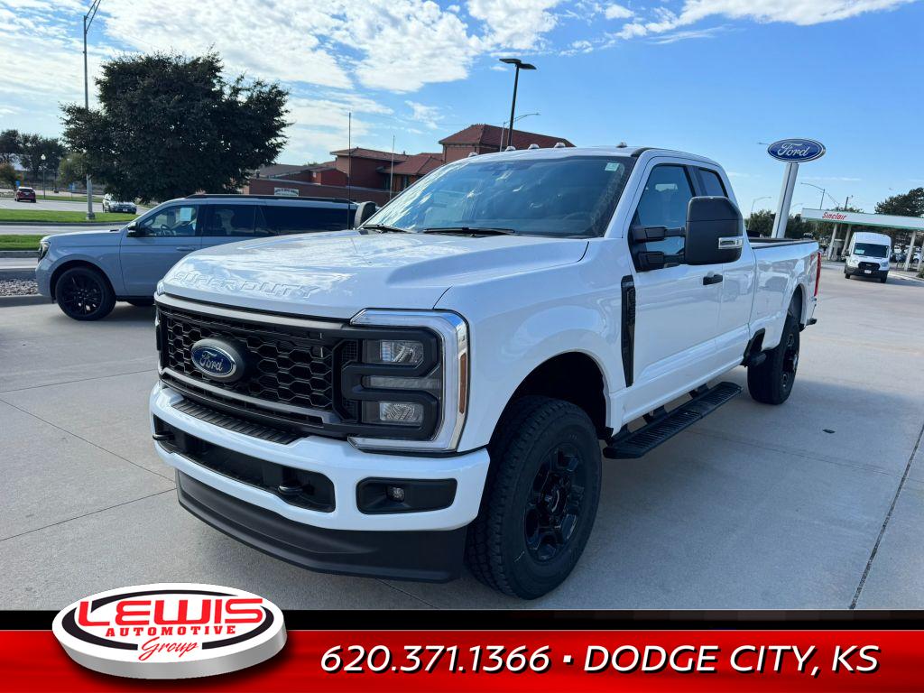 2026 Ford F-350 XL photo 2