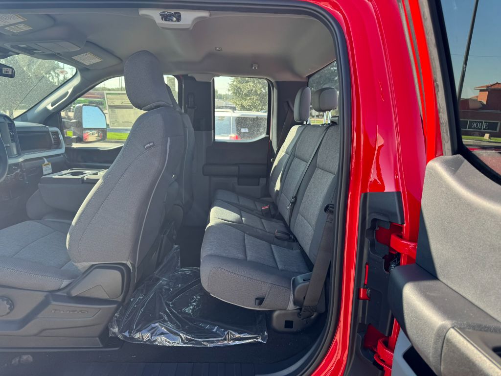 2026 Ford F-350 Super Duty XL - Photo 7