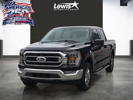 2022 Ford F-150 XLT Truck SuperCrew Cab