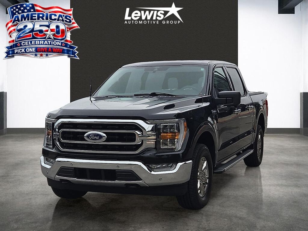 Used 2022 Ford F-150 XLT Truck SuperCrew Cab