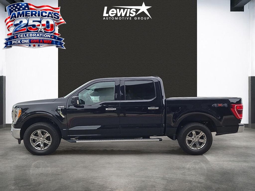 Used 2022 Ford F-150 XLT Truck SuperCrew Cab