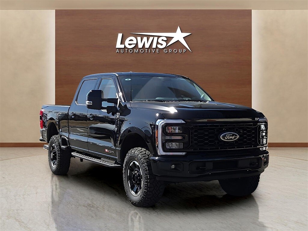 2025 Ford F-250 photo 2