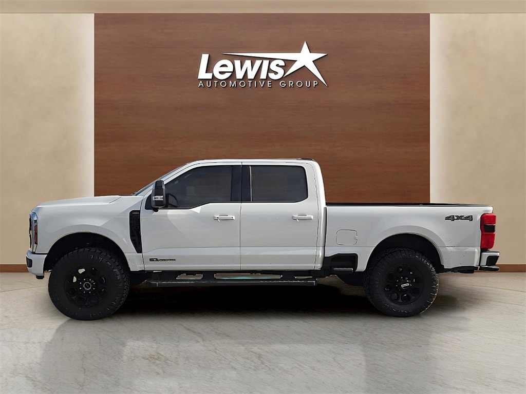 New 2026 Ford F-250SD Lariat Truck Crew Cab