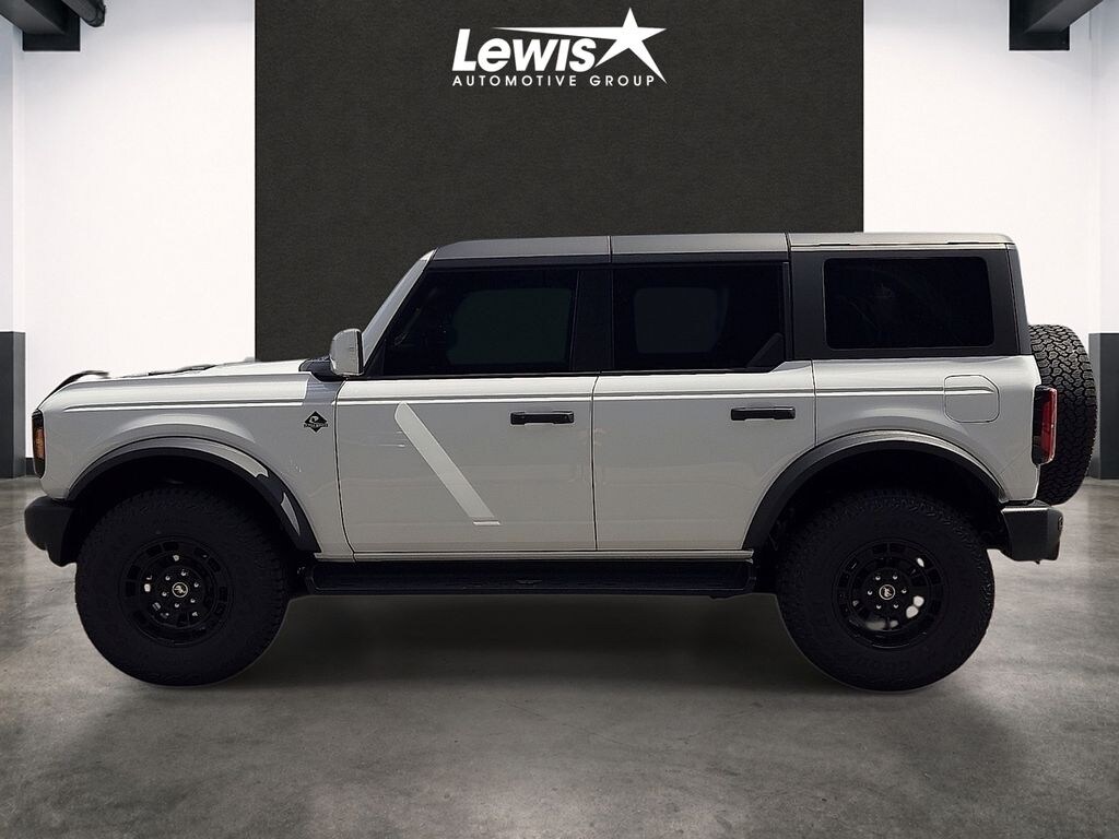 New 2026 Ford Bronco Outer Banks SUV