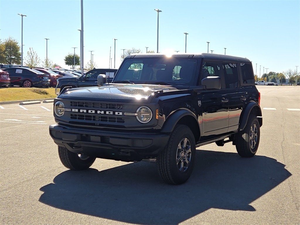 2025 Ford Bronco 4-Door Big Bend's photo