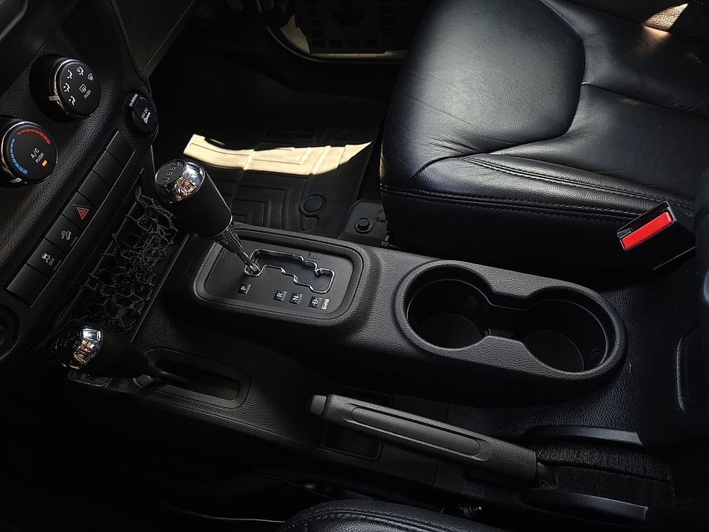 2015 Jeep Wrangler Unlimited Sport - Photo 20