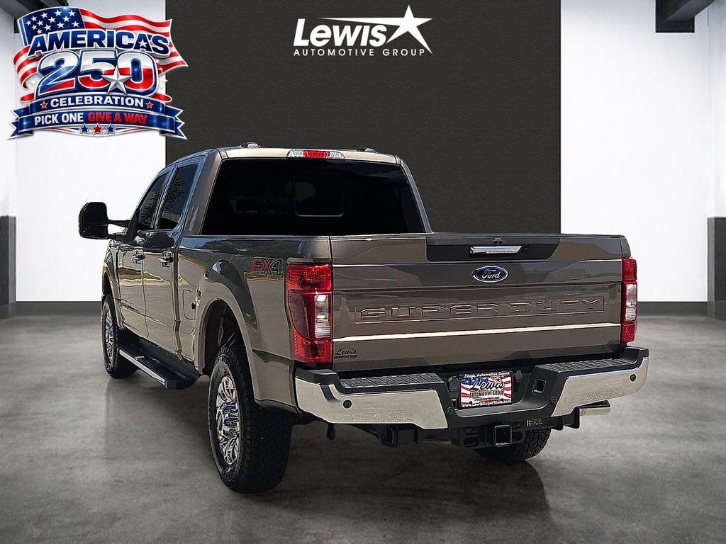 Used 2022 Ford F-250SD Lariat Truck Crew Cab