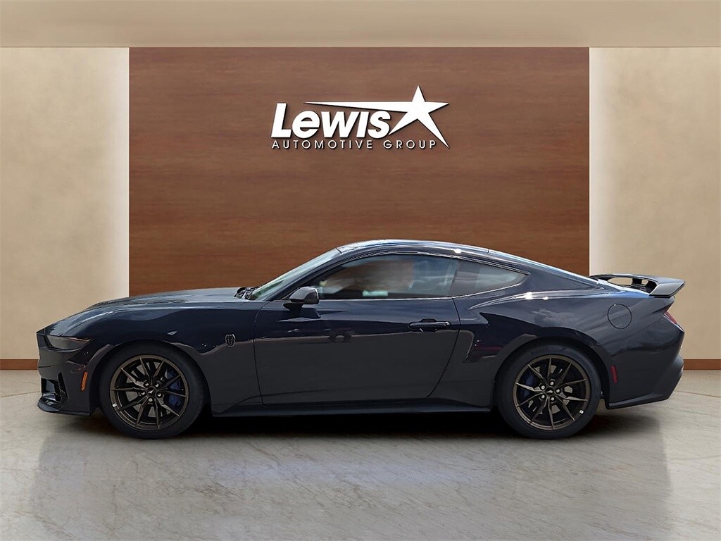 2025 Ford Mustang Dark Horse Deluxe photo 2