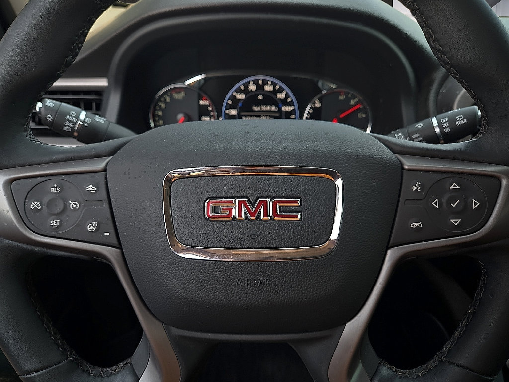 2023 GMC Acadia AT4 - Photo 19