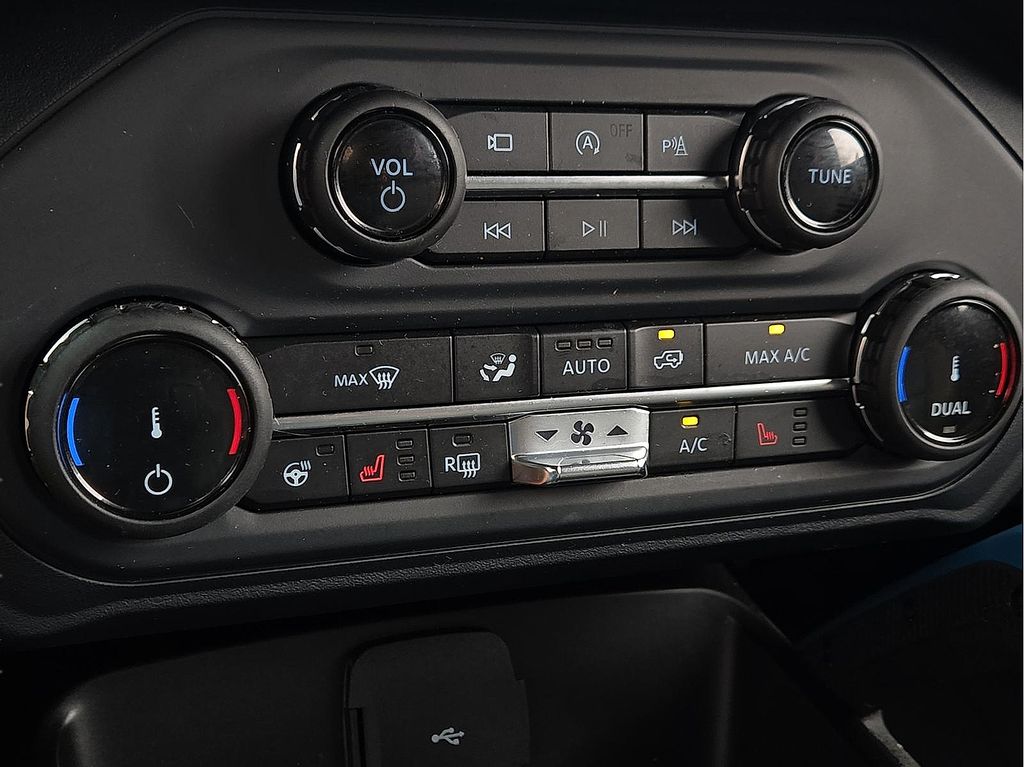 2022 Ford Bronco 2-Door Outer Banks - Photo 15