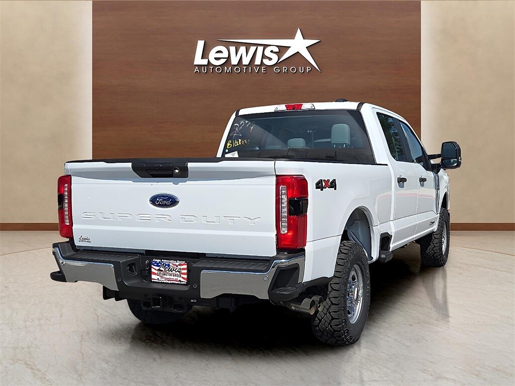 2026 Ford F-250 XL photo 4